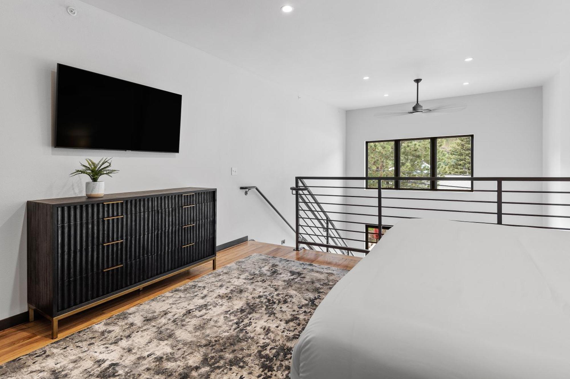 Mcgregor & Main - Luxury Lofts Apartment Hill City Exterior photo