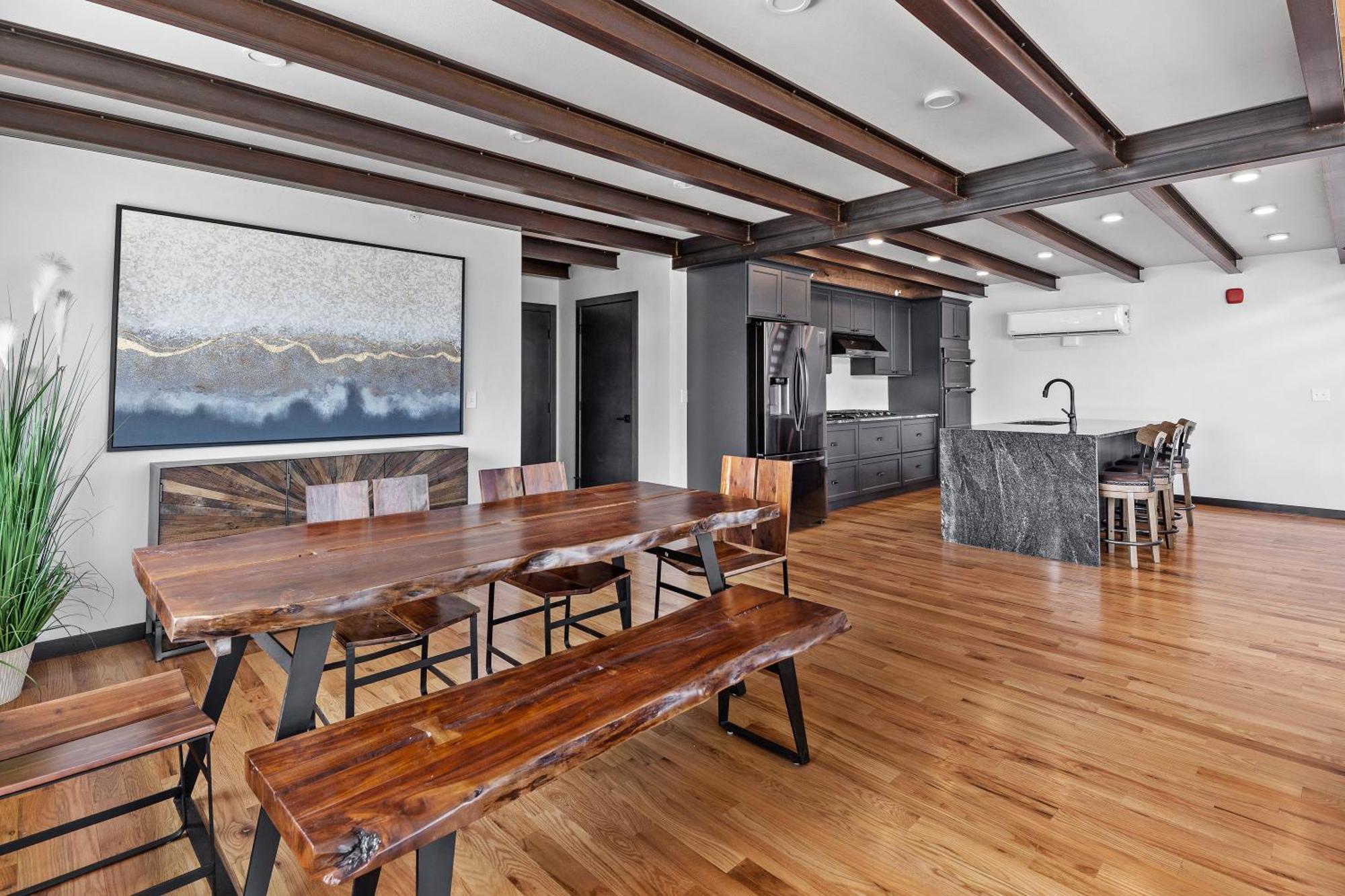 Mcgregor & Main - Luxury Lofts Apartment Hill City Exterior photo